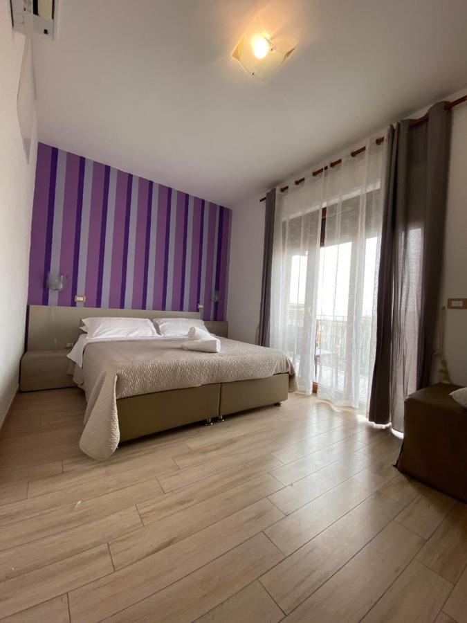 Sorrento Inn Lodge ภายนอก รูปภาพ