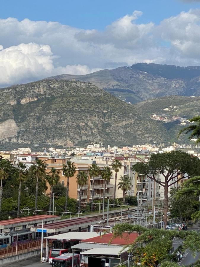 Sorrento Inn Lodge ภายนอก รูปภาพ